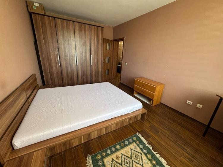Apartament cu 3 camere în Sud