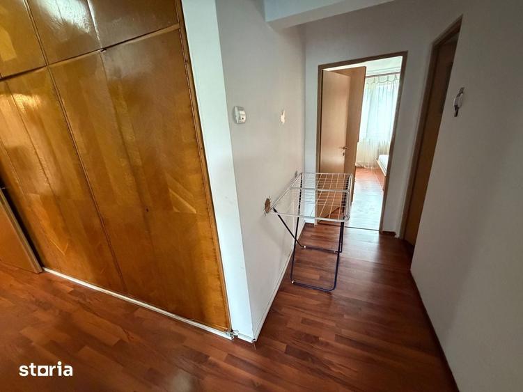 Apartament cu 4 camere în Militari