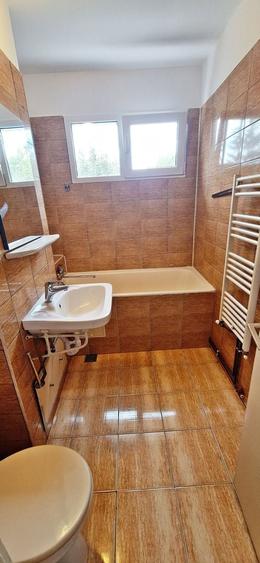 Apartament cu 2 camere semidecomandat, mobilat în Astra