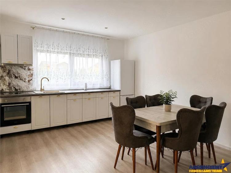 Casă cu 3 camere cu Teren 300 Mp în Noua
