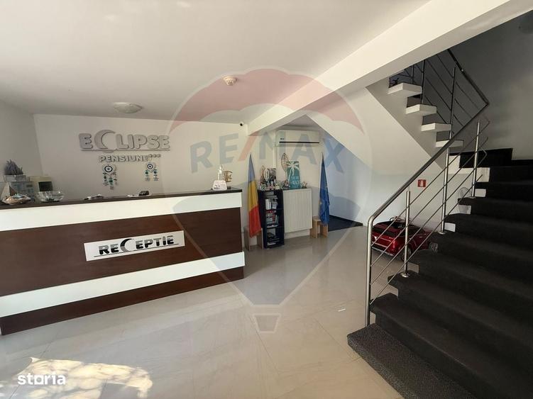 Spațiu comercial, de 316 mp, în Corbu