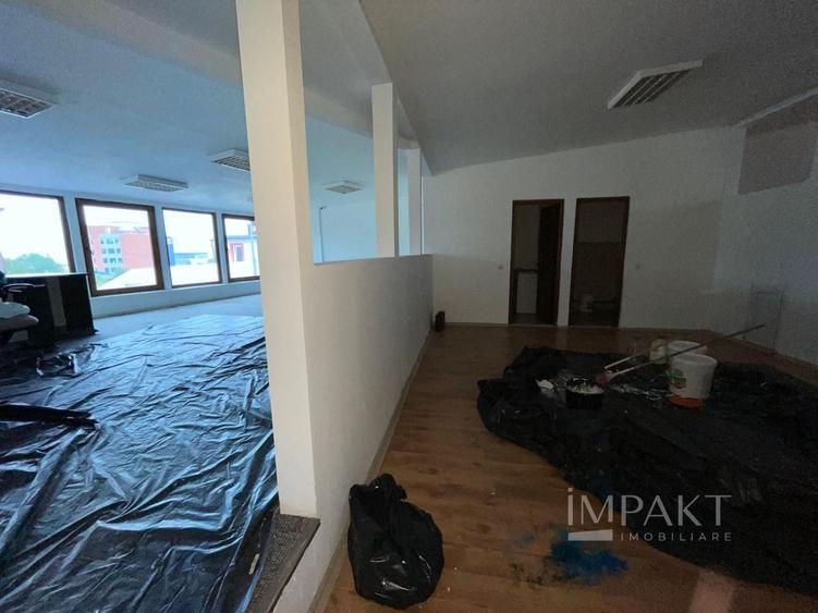 Spatiu comercial de inchiriat, central, trafic intens! - 4