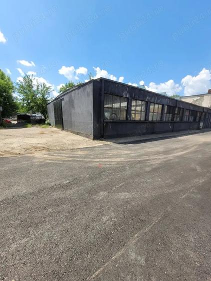 Spațiu comercial, de 558 mp, în Buzaului