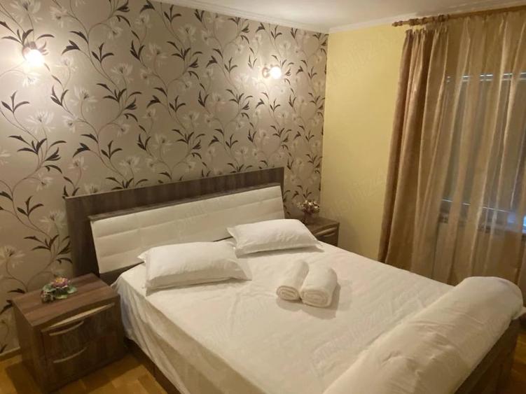Casă cu 3 camere cu Teren 20 Mp în Piața Nouă