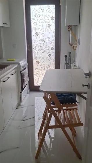 Garsonieră decomandată, mobilată în Cug