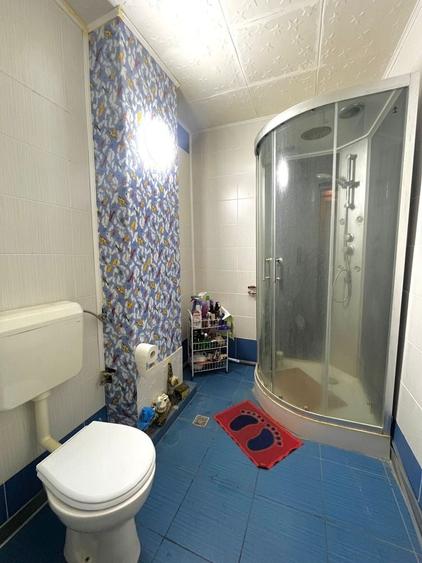 Apartament cu 4 camere semidecomandat în Micălaca