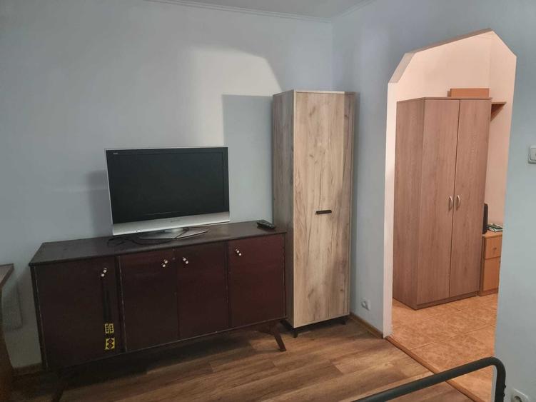 Garsonieră decomandată în Rahova