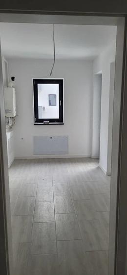 Apartament cu 4 camere decomandat în Theodor Pallady