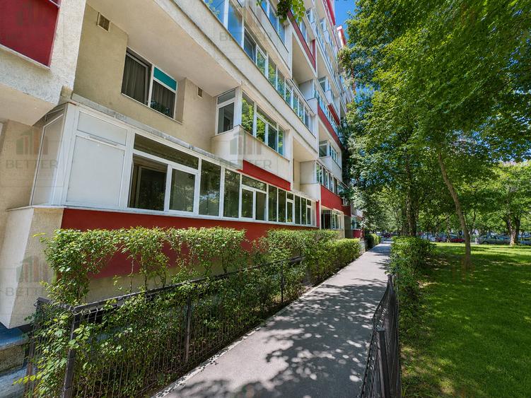 Apartament cu 2 camere semidecomandat în Giurgiului