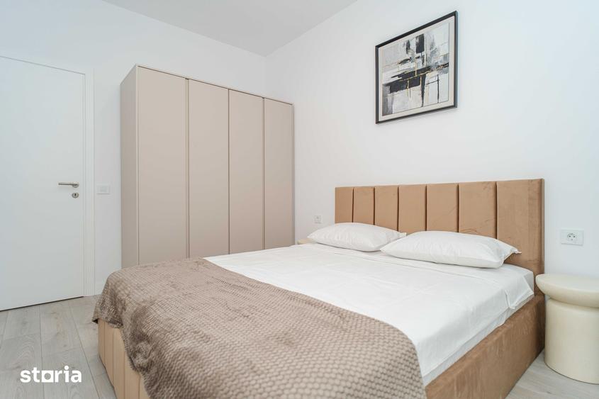 Apartament cu 4 camere semidecomandat în Piața Unirii