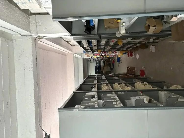 Spațiu comercial, de 1,100 mp, în Săcălaz