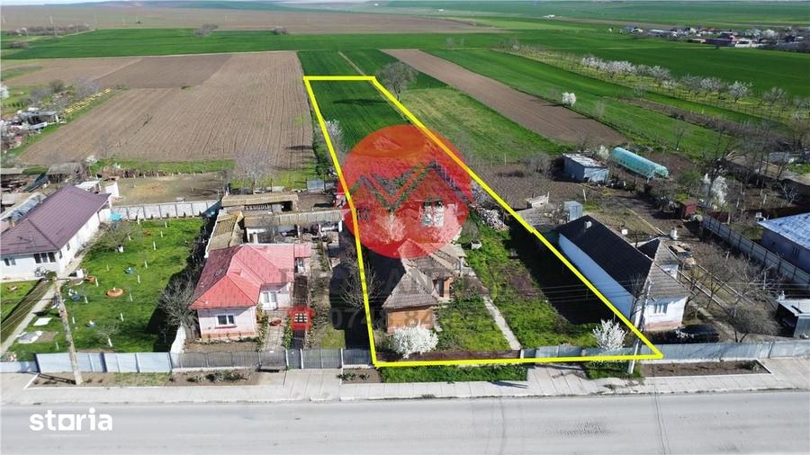 Casă cu 3 camere cu Teren 4300 Mp în Frecăței