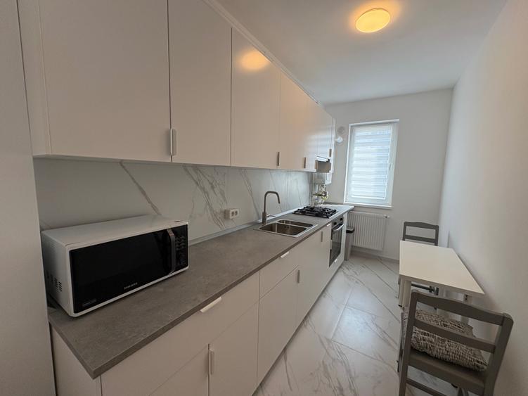 Apartament cu 2 camere decomandat în Militari