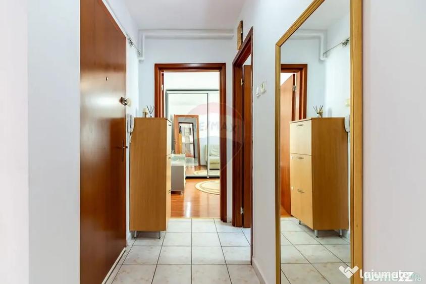 Apartament cu 2 camere decomandat în Industriilor