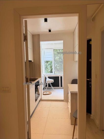 Apartament cu 3 camere decomandat, mobilat în 1 Decembrie 1918