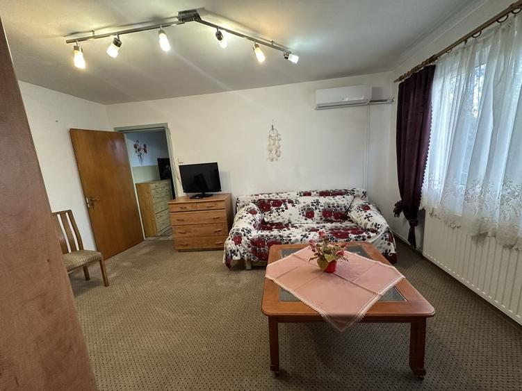 Apartament cu 2 camere nedecomandat în Govândari