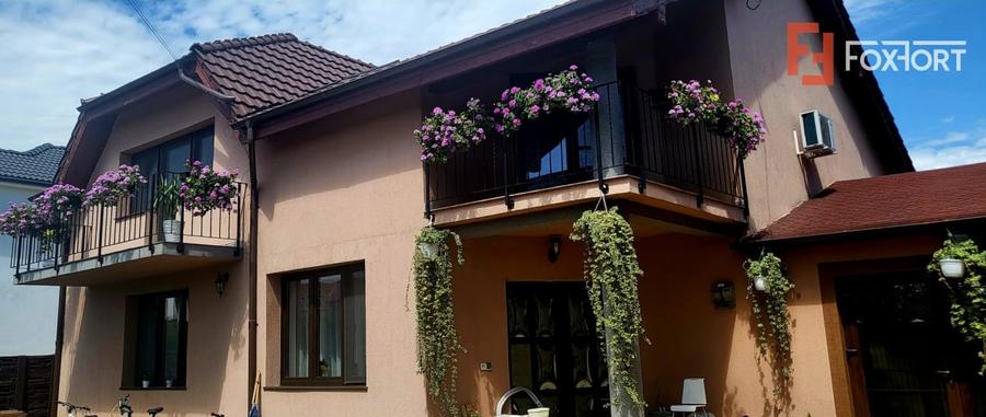 Casă individuală cu 6 camere cu Canalizare în Gai