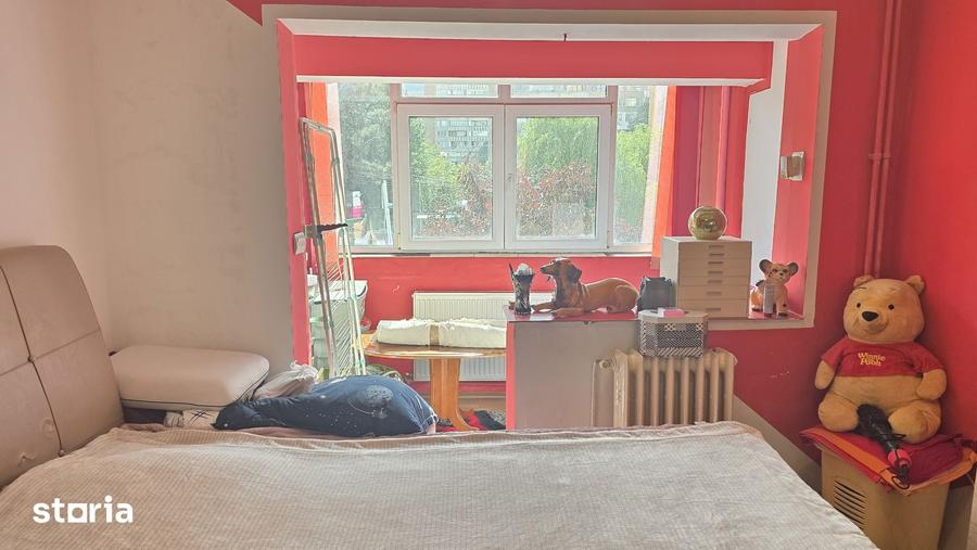 Apartament cu 2 camere decomandat în Piața Centrală