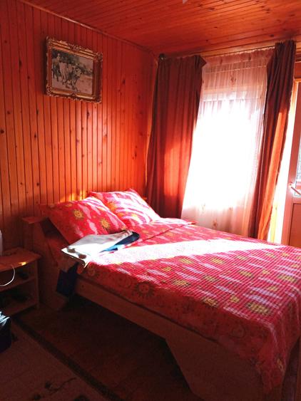 Casă cu 6 camere cu Teren 1300 Mp în Secăriei