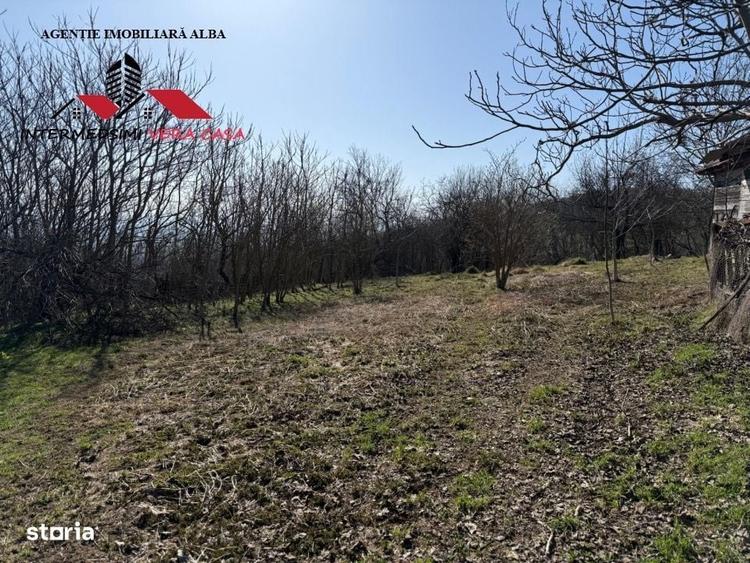 Casă cu 4 camere în Pârău lui Mihai