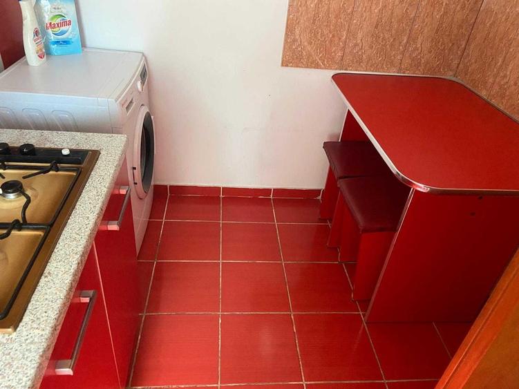 Garsonieră decomandată în Central