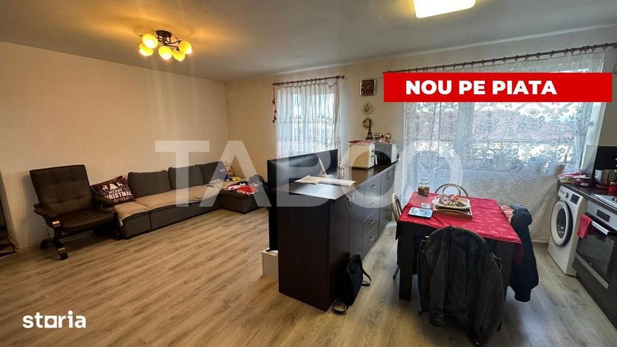 Apartament cu 4 camere decomandat în Terezian