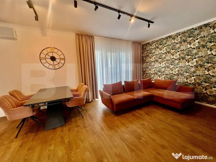 Casă cu 5 camere cu Teren 250 Mp în Florești