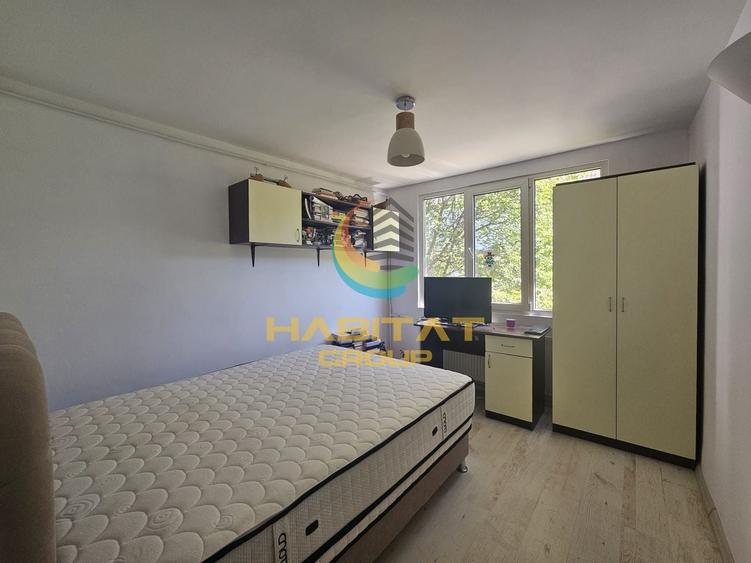 Apartament cu 4 camere decomandat în Brâncoveanu