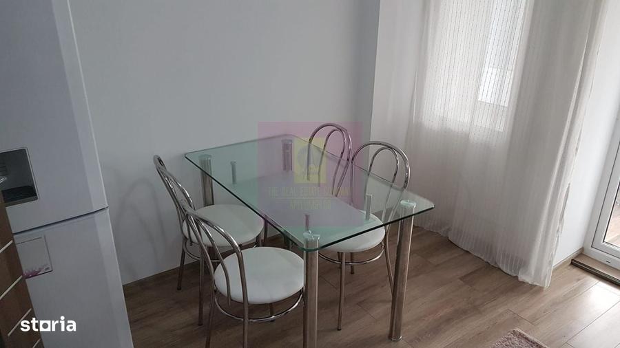 Apartament cu 2 camere decomandat în Decebal