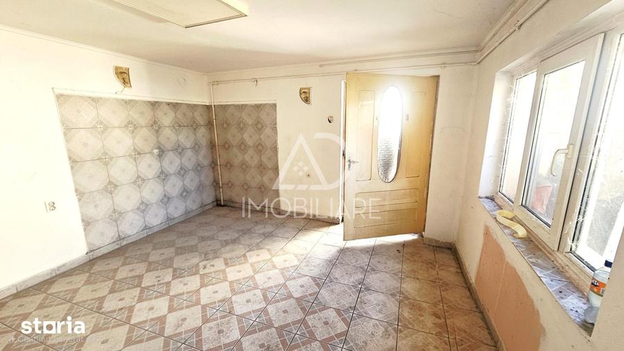 Casă cu 3 camere cu Teren 300 Mp în Central