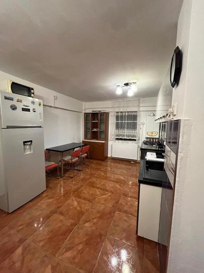 Apartament cu 2 camere decomandat în Obcini