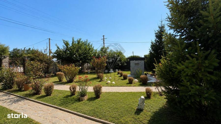 Casă cu 4 camere cu Canalizare în Zahanaua