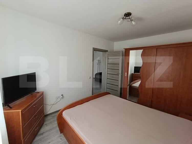 Apartament cu 2 camere semidecomandat, mobilat în Florești