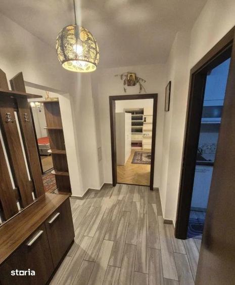Apartament cu 3 camere decomandat în 13 Septembrie