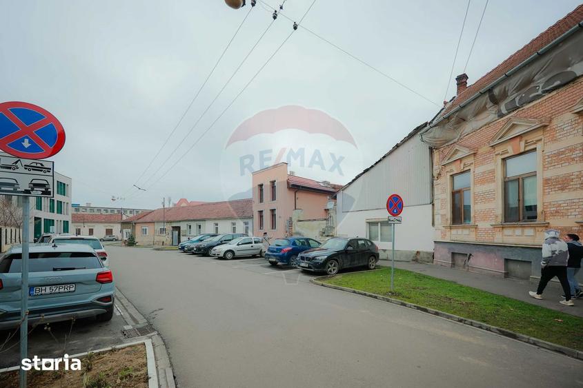 De vanzare apartament 4 camere, Ultracentral - Pia?a Rahovei - 17