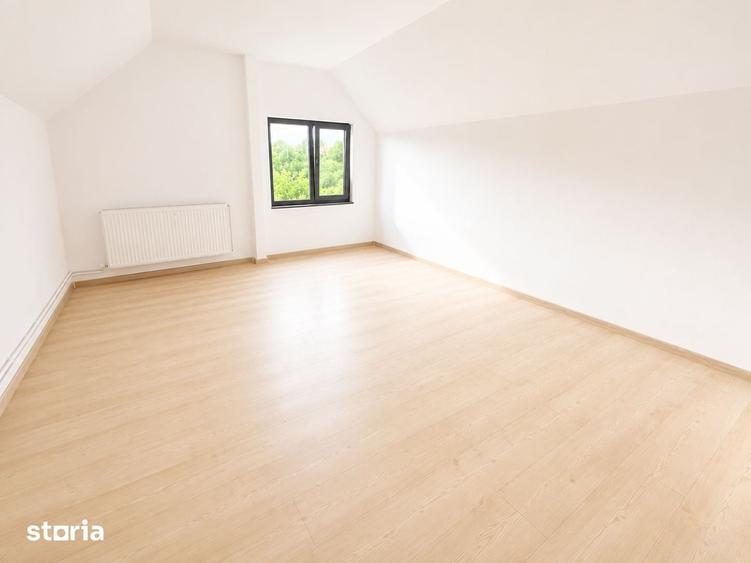 Casă cu 2 camere cu Teren 450 Mp în Podu Roș