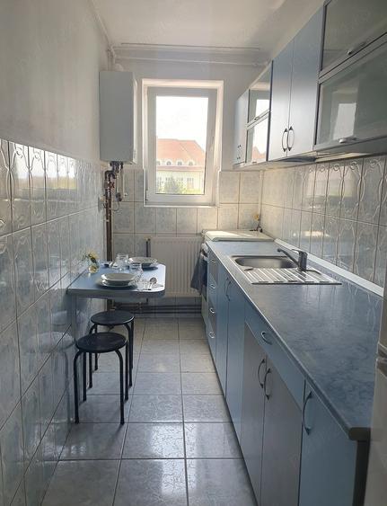 Apartament cu 2 camere semidecomandat în Central