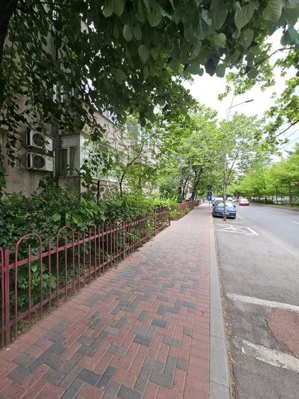 Garsoniera cu boxa , zona Baba Novac, la 7 minute de metrou Dristor 2 - 3