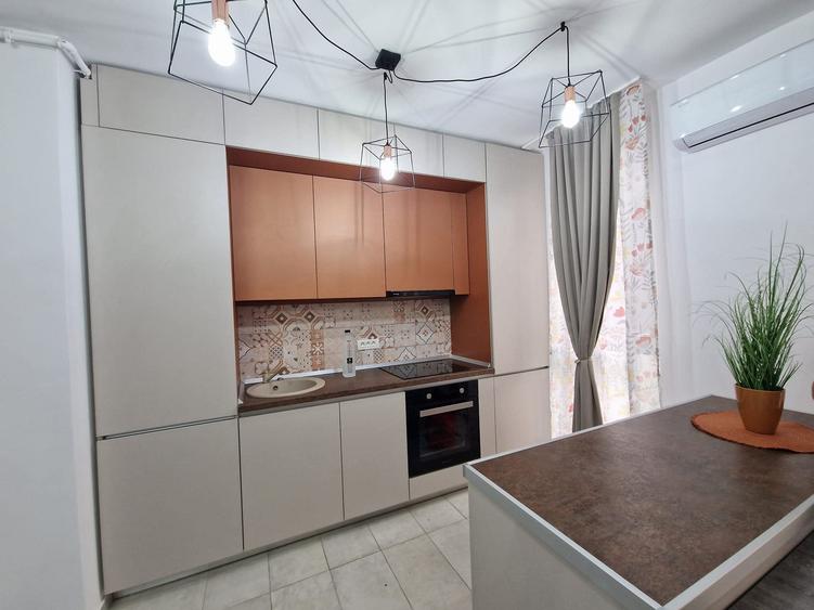 Apartament cu 2 camere decomandat, mobilat în Take Ionescu
