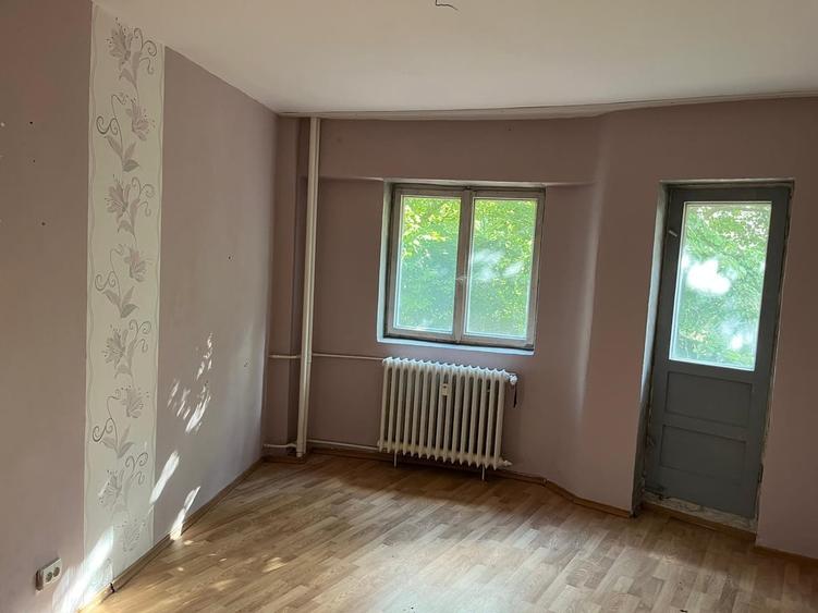 Apartament decomandat în Crângași