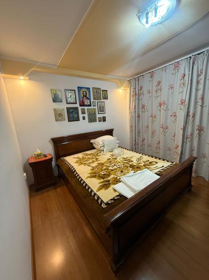 Apartament cu 4 camere semidecomandat în Gară