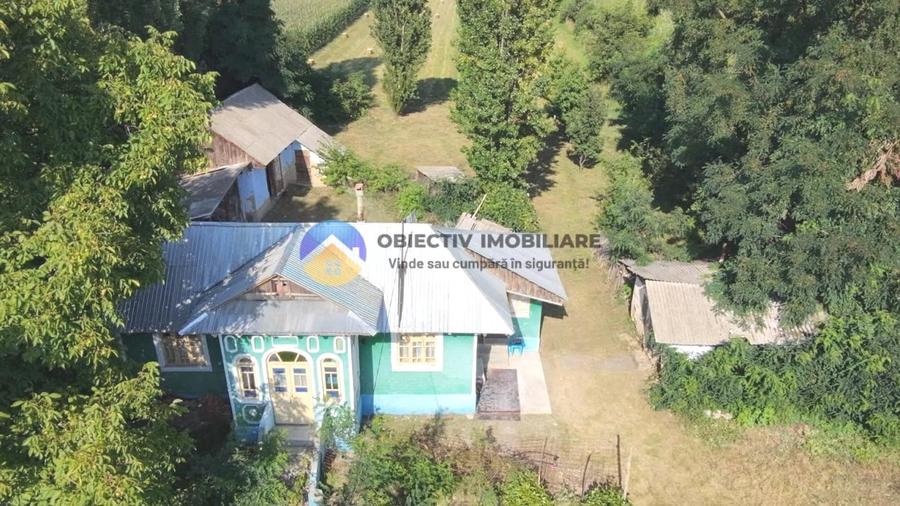 Casă individuală cu 2 camere cu Teren 4500 Mp în Dragomirești