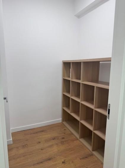 Apartament cu 2 camere semidecomandat, mobilat în Central