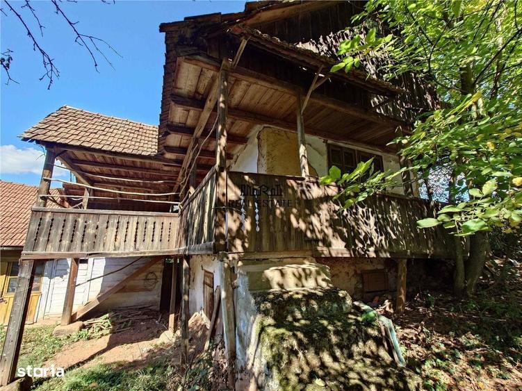 Casă cu 2 camere în Birtin