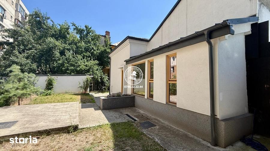 Casă cu 2 camere cu Teren 300 Mp în Central