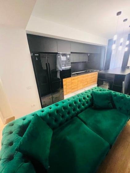 Apartament cu 2 camere decomandat, mobilat în Central