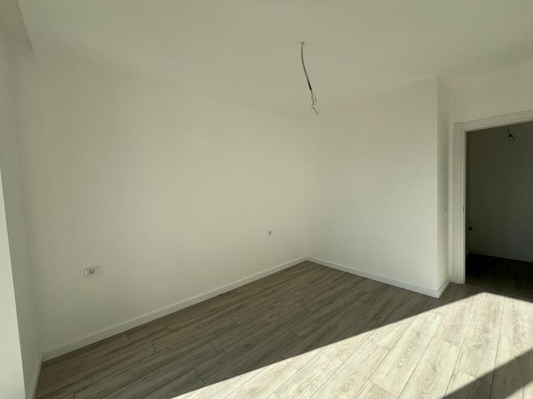 Apartament cu 2 camere decomandat în Baicului