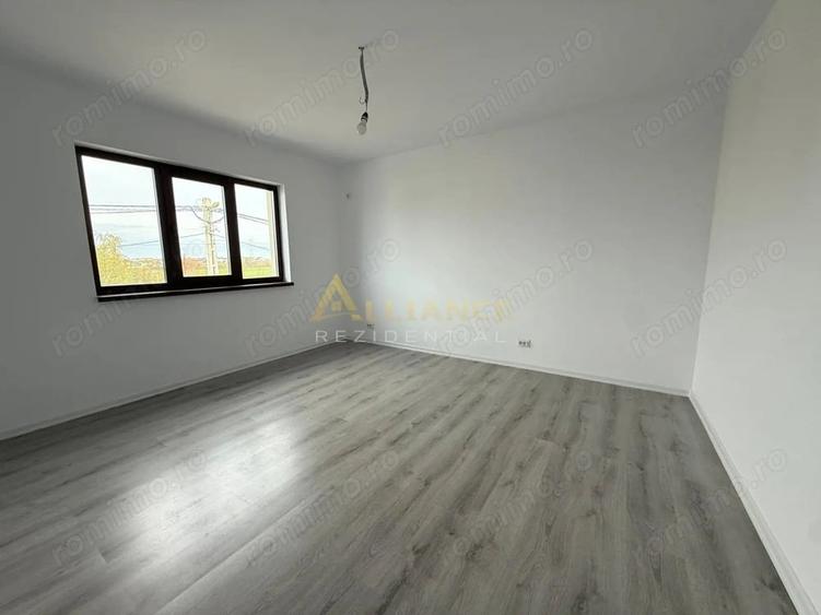 Casă cu 4 camere cu Teren 320 Mp în Berceni