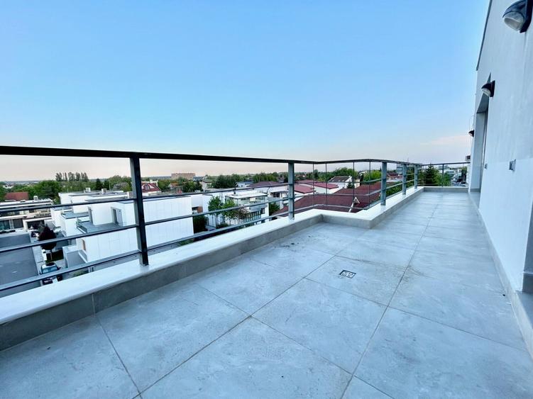 Apartament cu 4 camere decomandat, mobilat în Iancu Nicolae