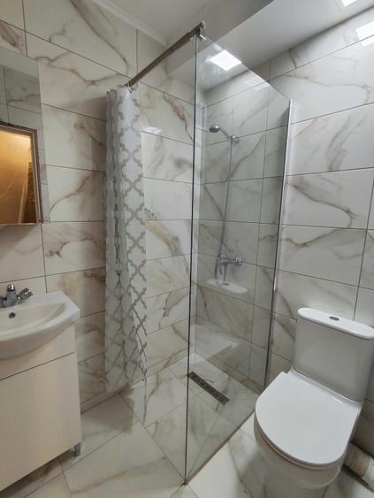 Garsonieră decomandată în Central
